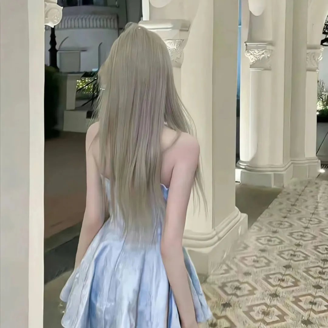 姐姐对我来说是女人
